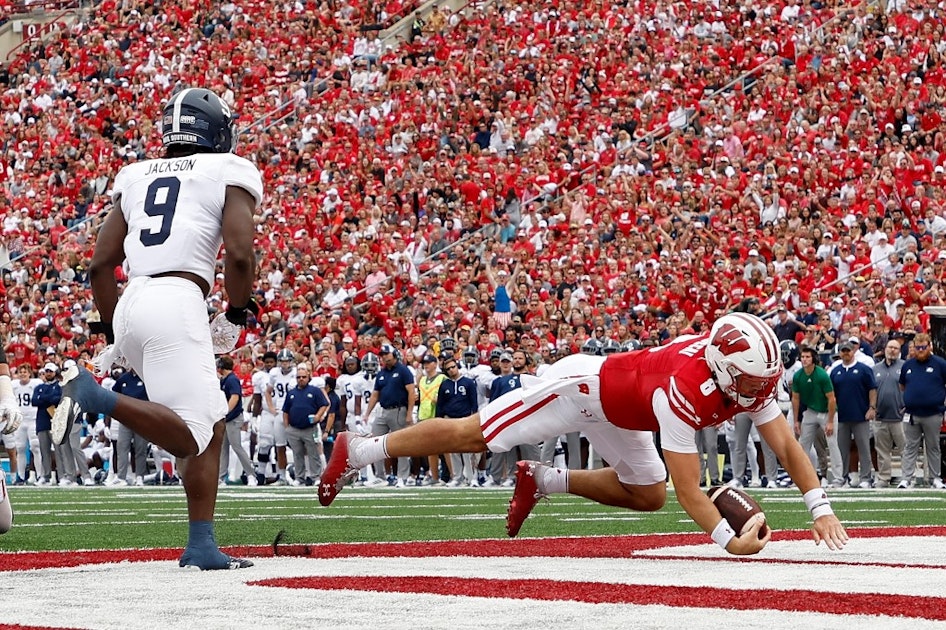 Wisconsin at Purdue odds, picks and predictions