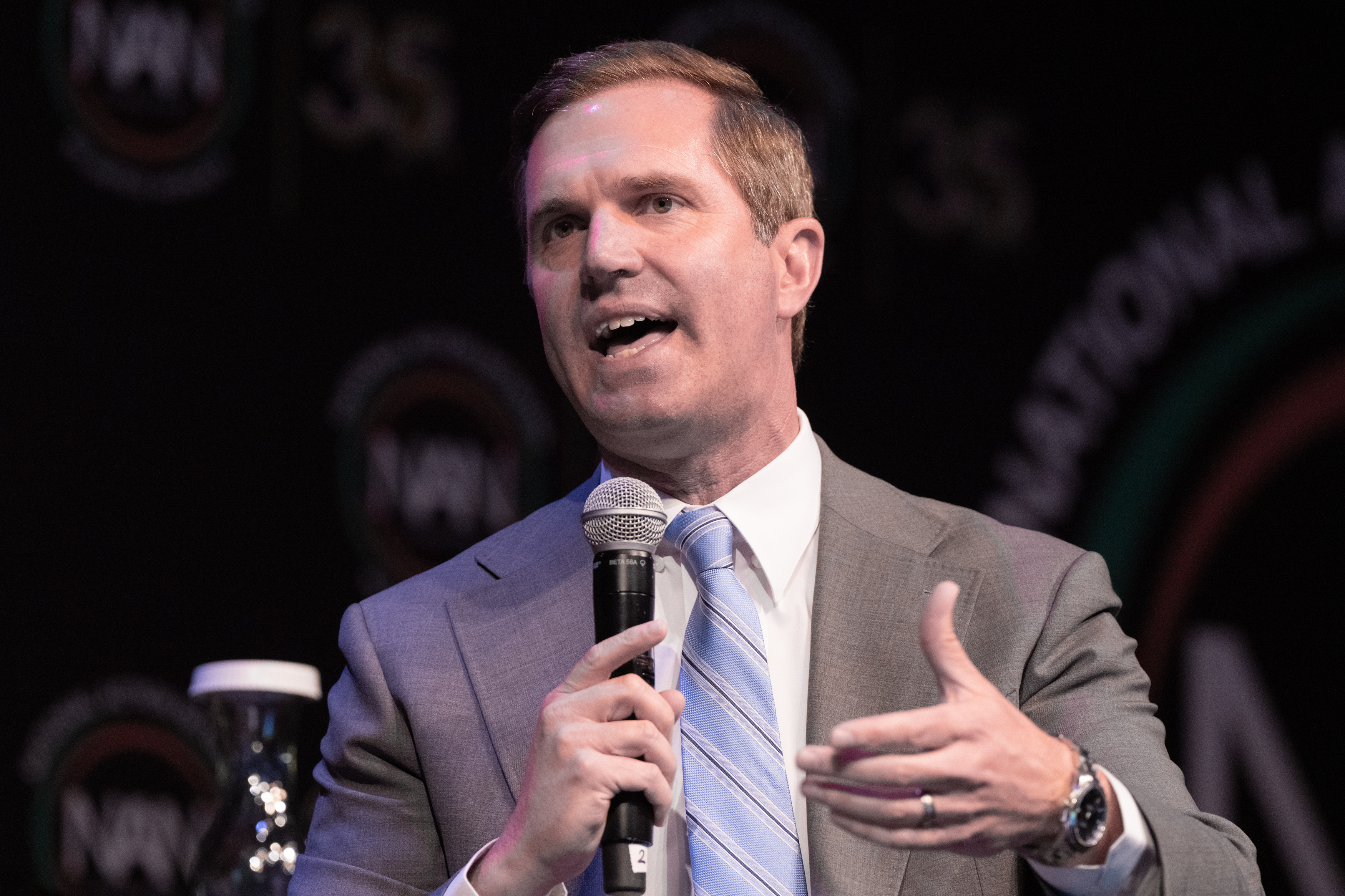 Kentucky Governor Vetoes Gambling Bill Over Executive Authority Dispute 