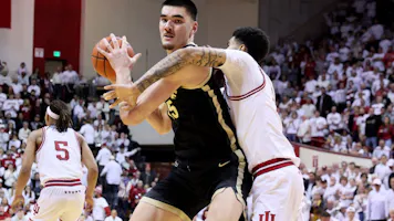 Zach Edey #15 of the Purdue Boilermakers shoots the ball as we look at the latest 2024 Wooden Award odds ahead of March Madness.