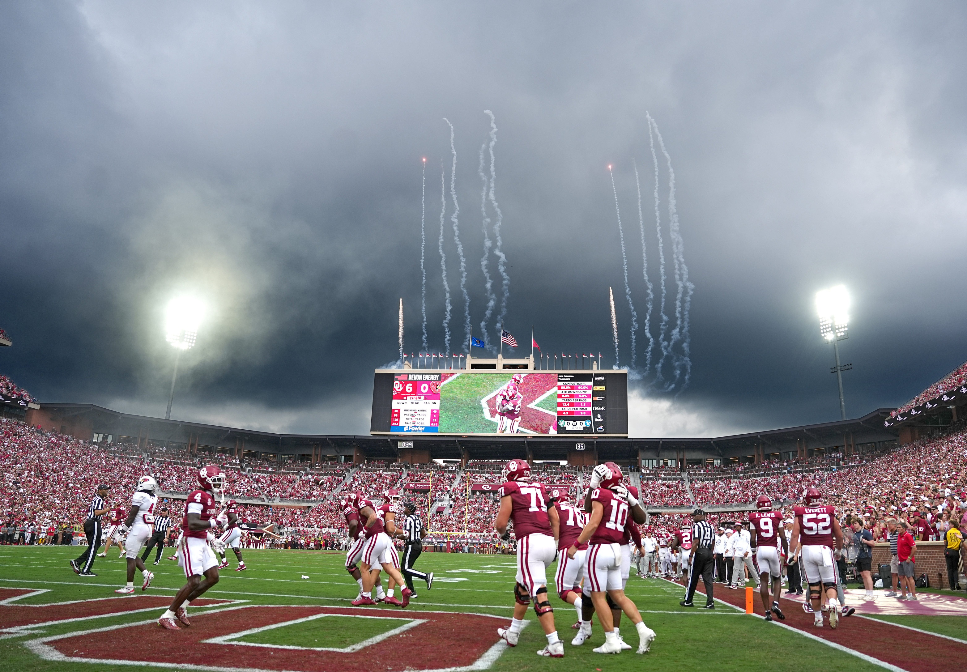 College Football AI Predictions Week 2: ATS Picks & Score Projections for Top Games