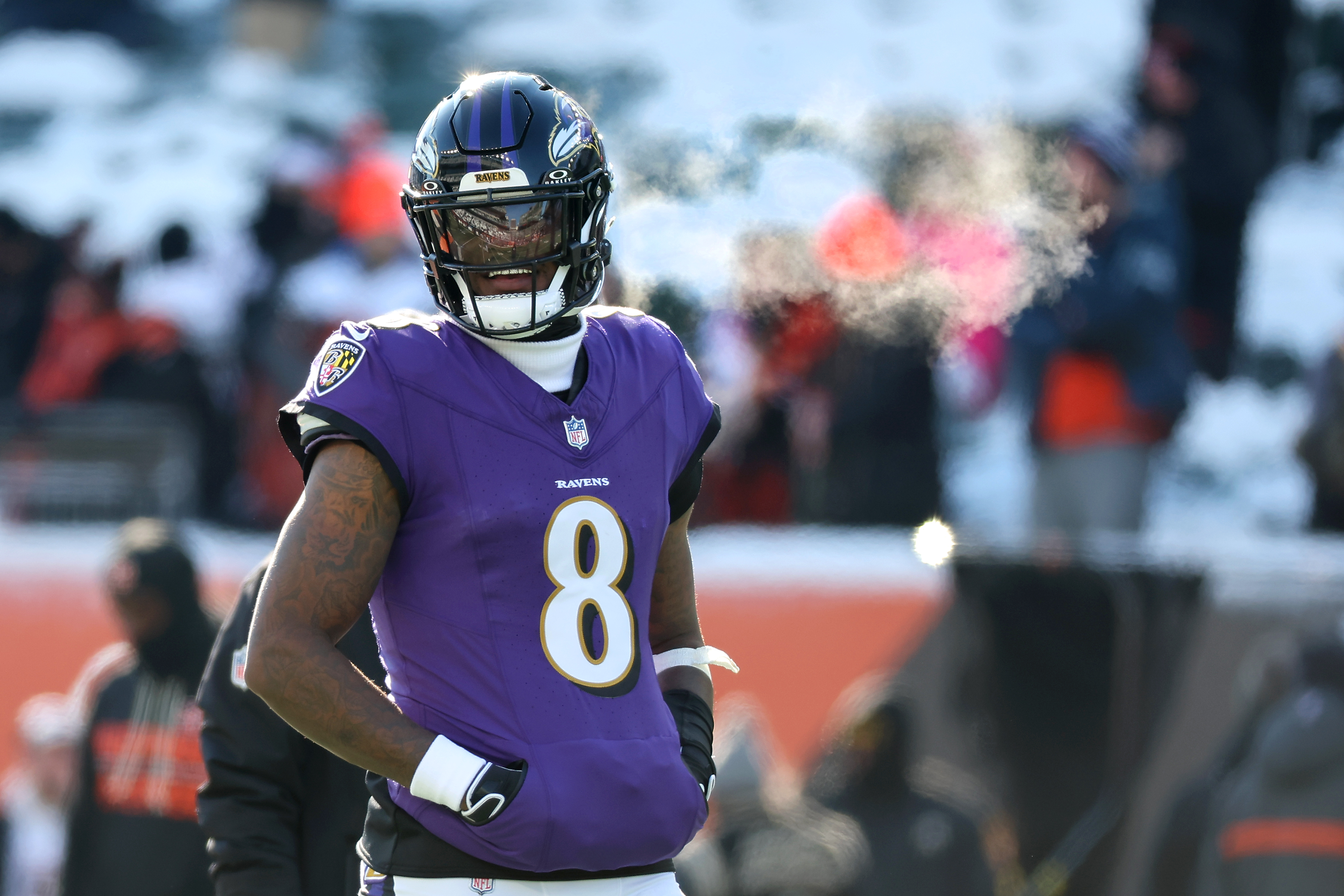 Baltimore Ravens quarterback Lamar Jackson (8) warms up before the game against the Cincinnati Bengals at Paycor Stadium. Jackson leads the latest NFL MVP odds for the 2026 season.