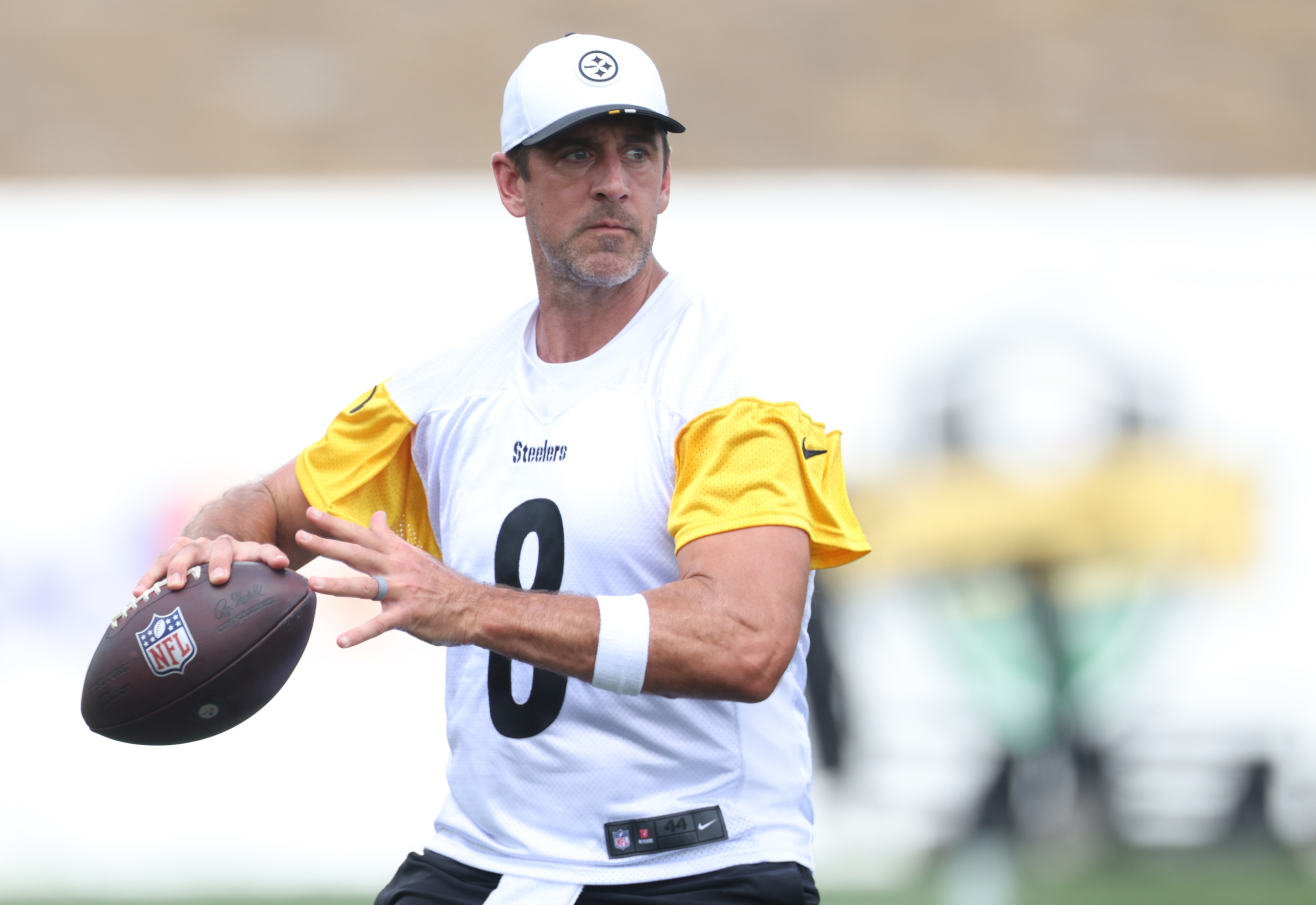 Best Bets for QBs Drafted At Least 12 Years Ago: Aaron Rodgers, Matthew Stafford, Geno Smith Picks
