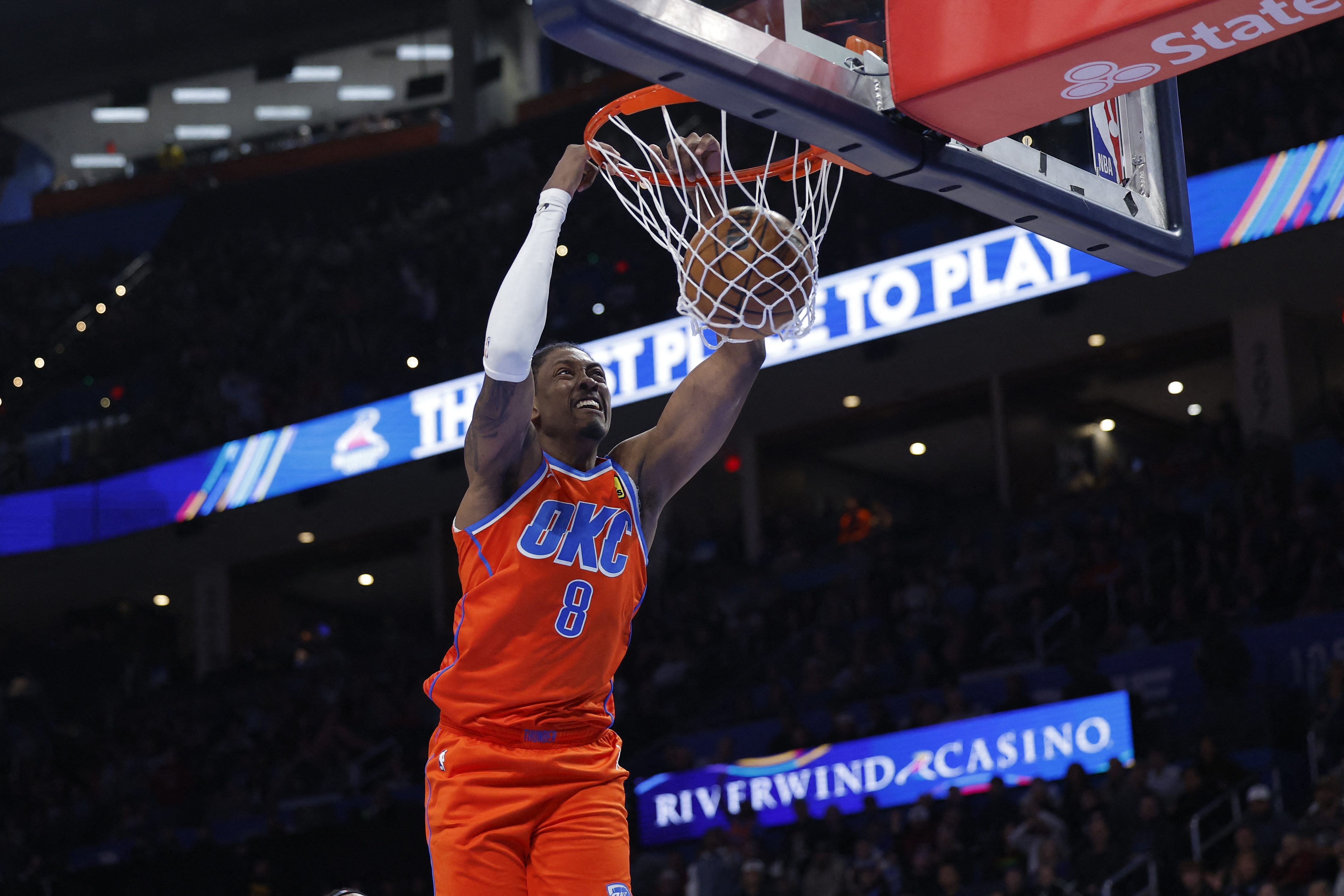 Oklahoma City Thunder guard Jalen Williams (8), seen here dunking, leads our Thunder vs. Grizzlies player props and best bets tonight.