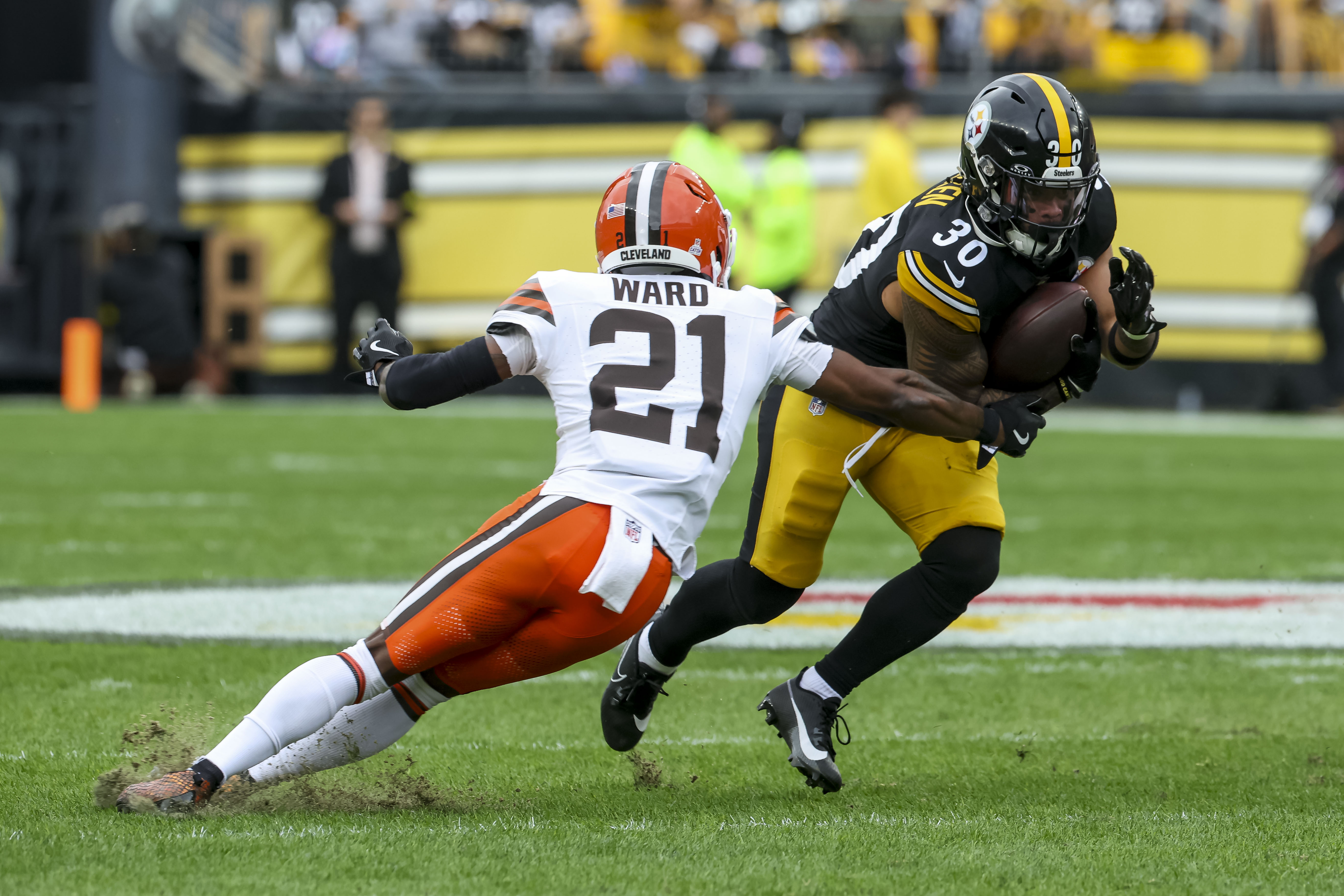 NFL AI Picks Week 7: Best Bets & Score Projections for All 15 Games