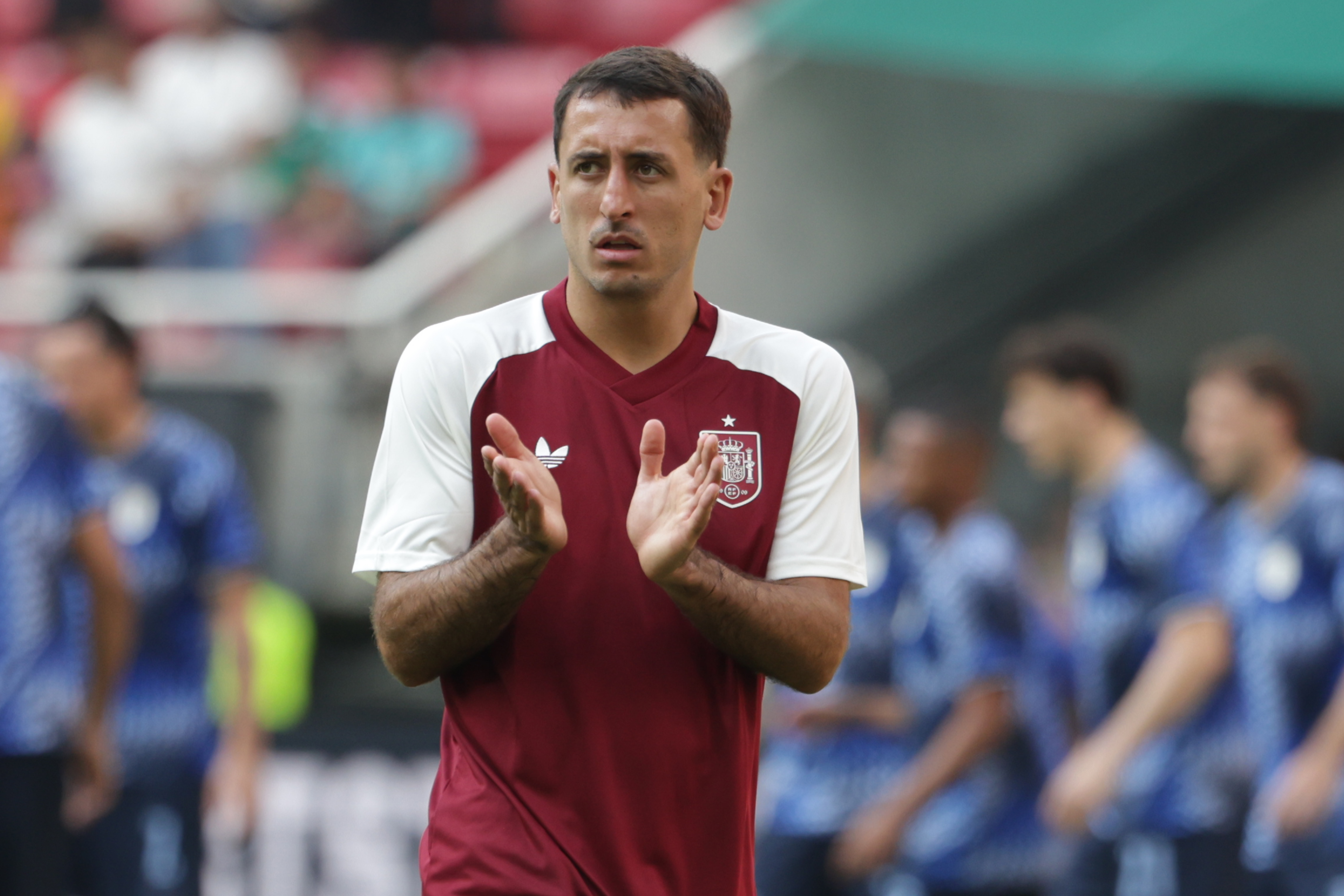 Mikel Oyarzabal of Spain warms up as we make our best Spain vs. Austria predictions.