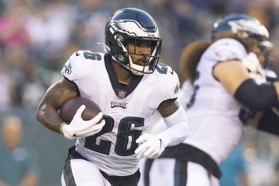 Eagles vs. Texans Same Game Parlay Picks: Rushing Units Take Center Stage