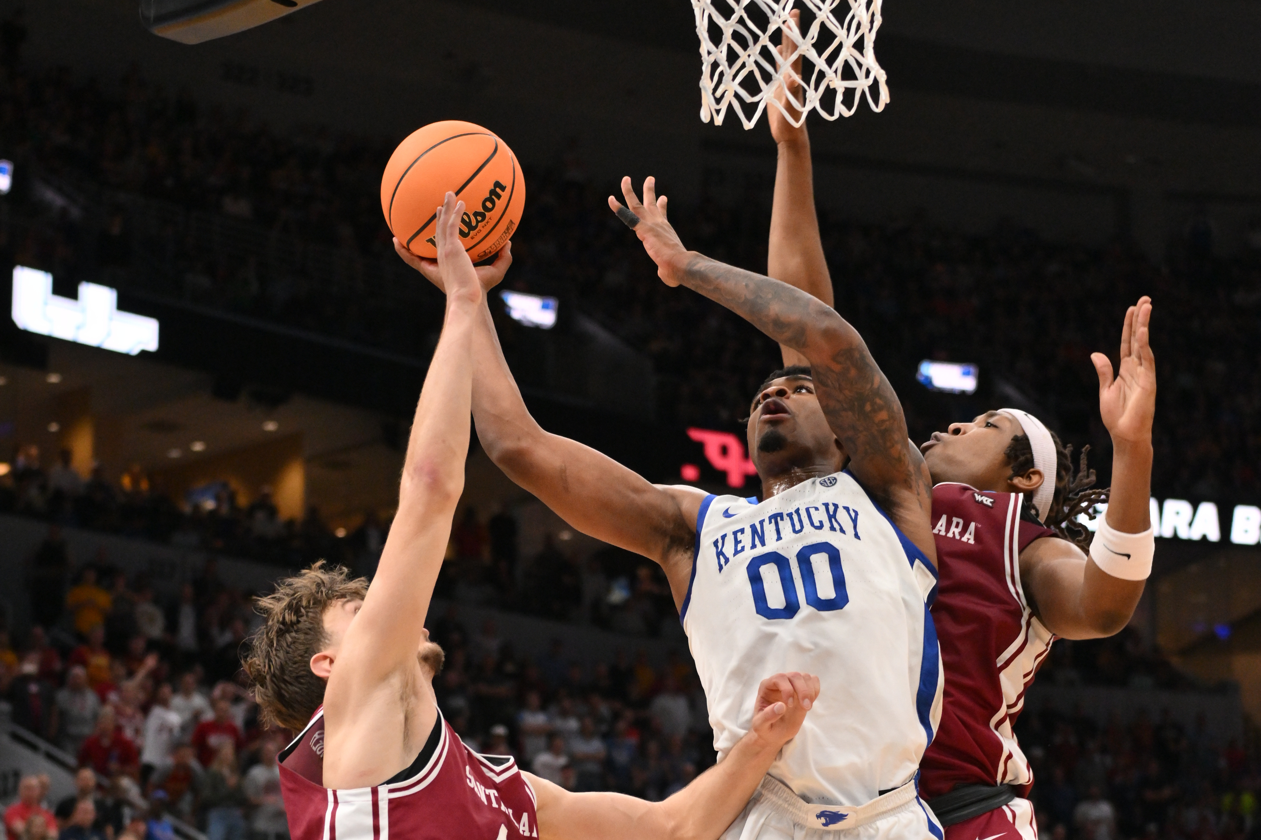Kentucky Wildcats guard Otega Oweh - who's featured in my Kentucky vs. Iowa State prediction - shoots the ball.