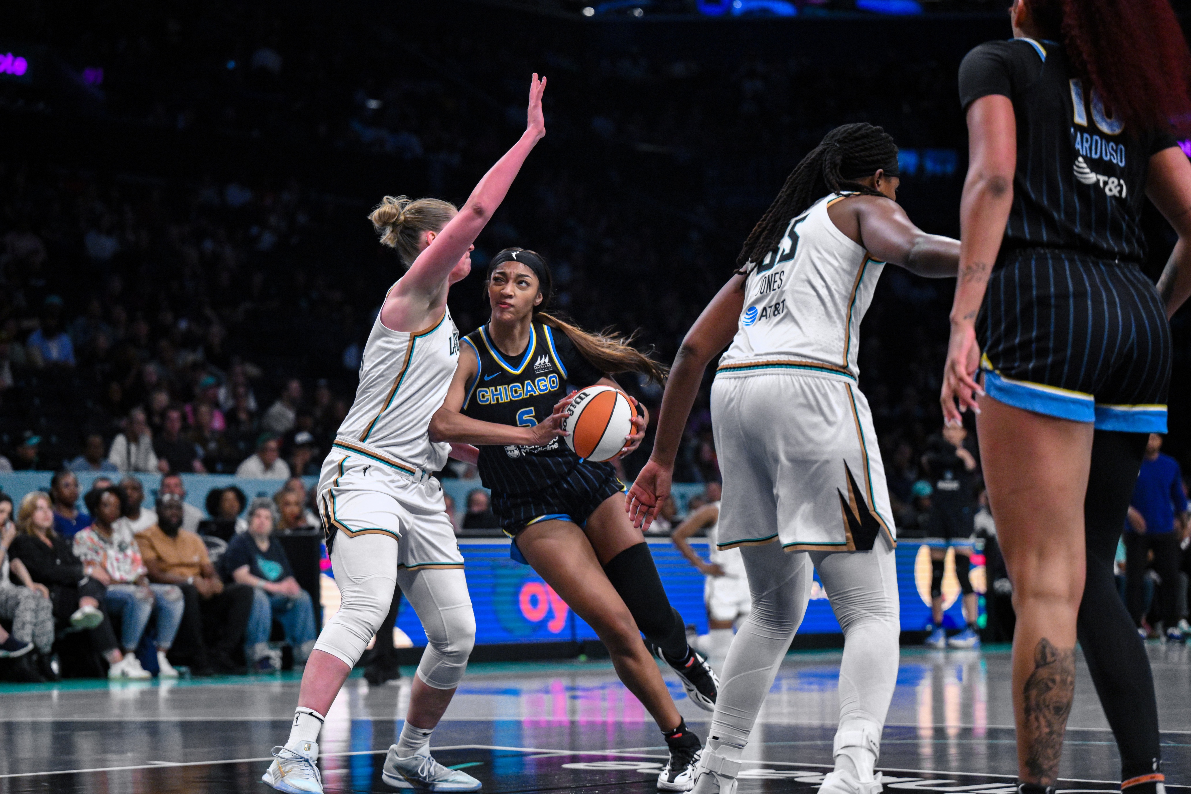 Liberty vs. Sky Prediction, Odds & Expert Picks: WNBA Best Bets for Sept. 11