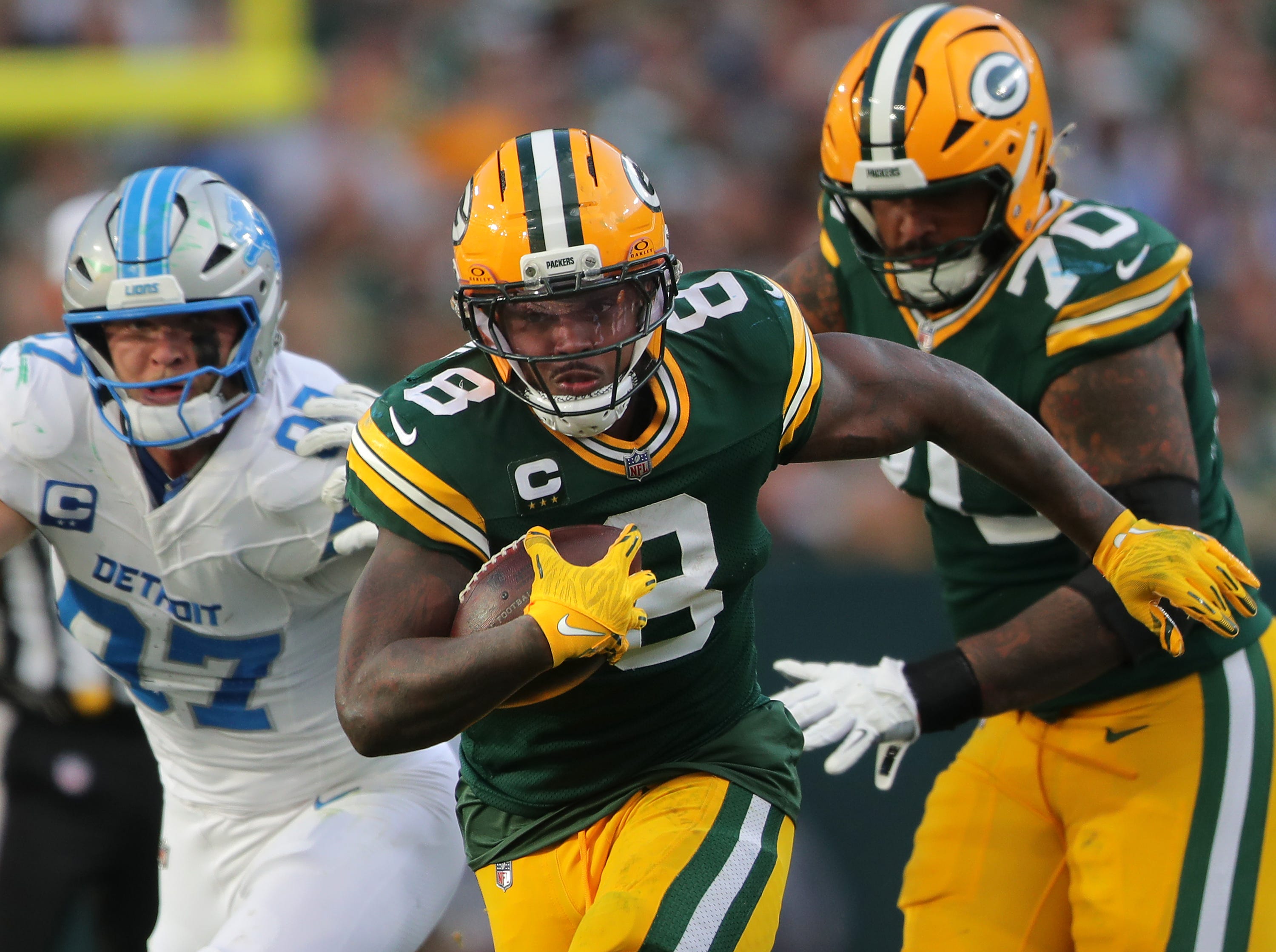 Early Commanders vs. Packers Prediction, Odds & Picks: NFL Week 2 Best Bets for TNF