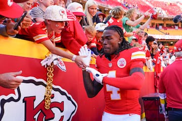 Commanders vs. Chiefs Prediction & Odds Week 8: Monday Night Football Betting Preview