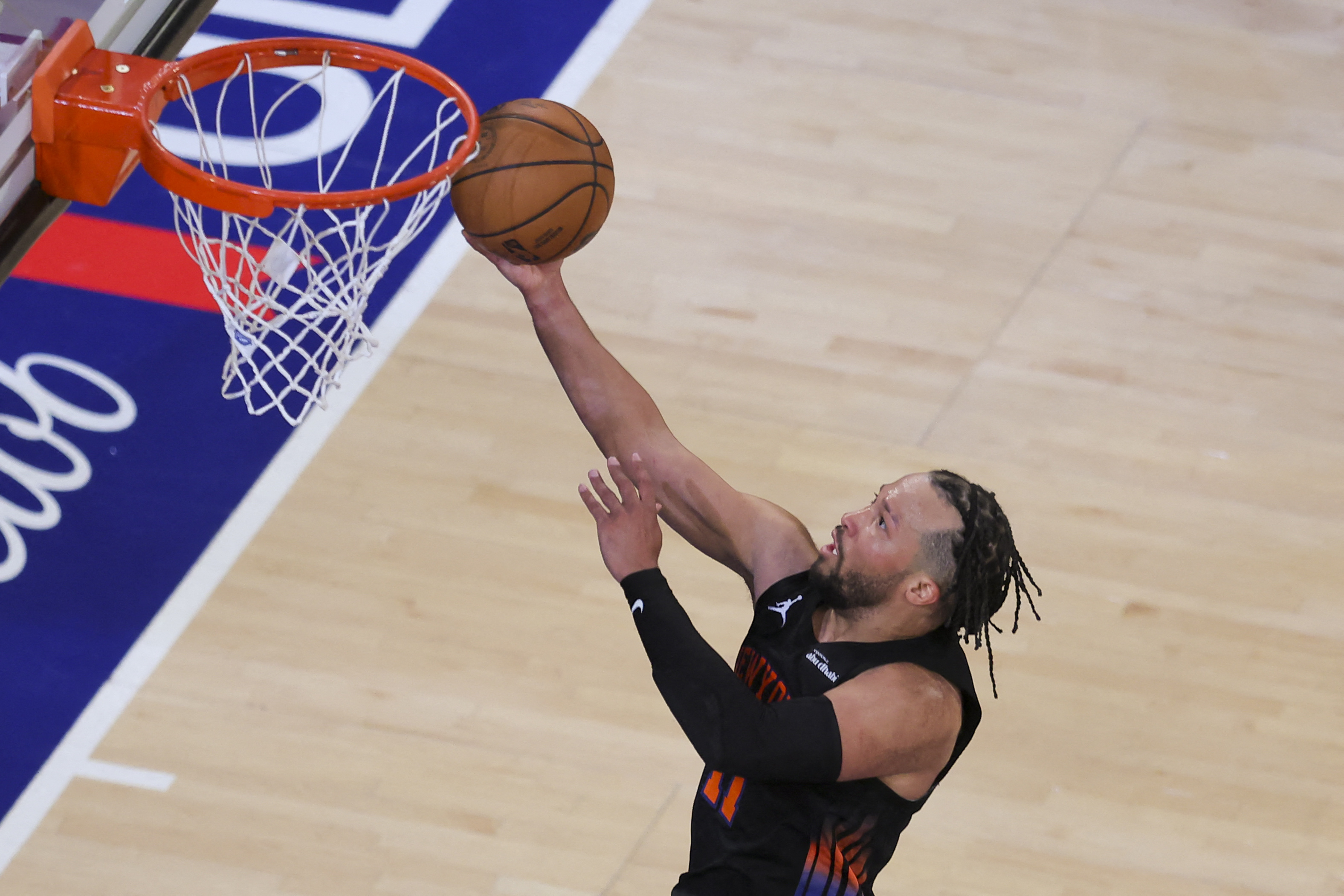 New York Knicks guard Jalen Brunson (11) shoots as we break down our best Jalen Brunnson player props tonight.