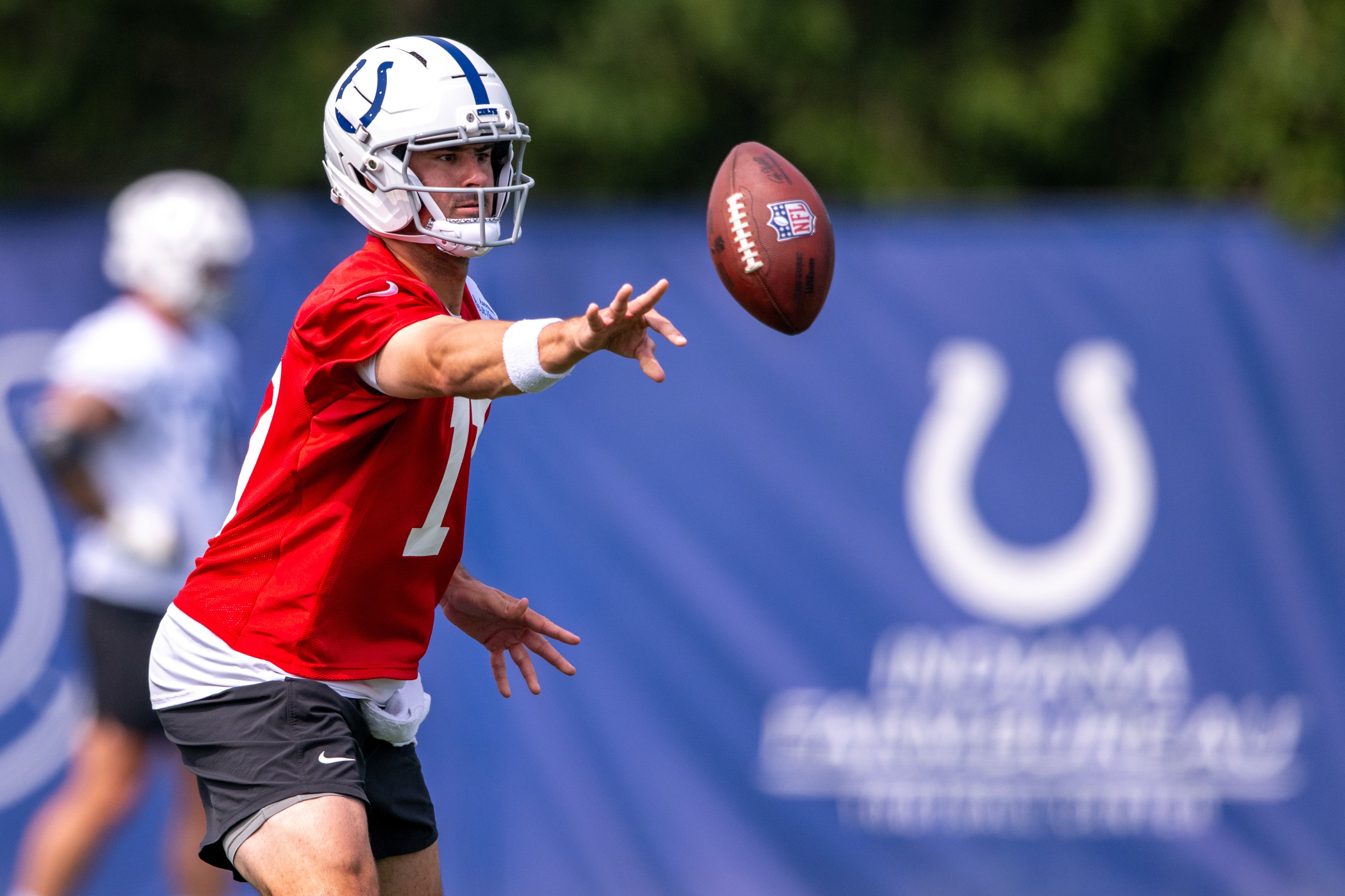 NFL Starting QB Battles Odds & Predictions: Who Starts for Colts, Saints, Browns? 