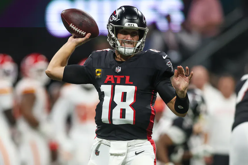 Atlanta Falcons quarterback Kirk Cousins throws a pass against the Kansas City Chiefs in the first quarter as we look at our NFL survivor picks for Week 6.