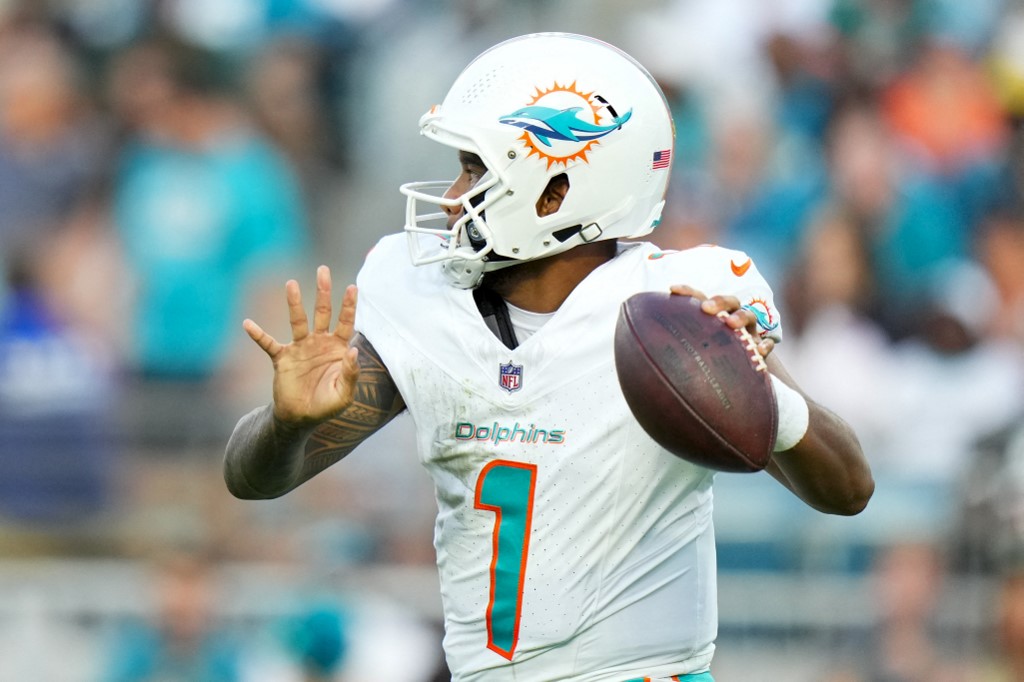 Miami Dolphins vs Los Angeles Chargers 2023 Week 1 DraftKings Sportsbook  prop bets - The Phinsider