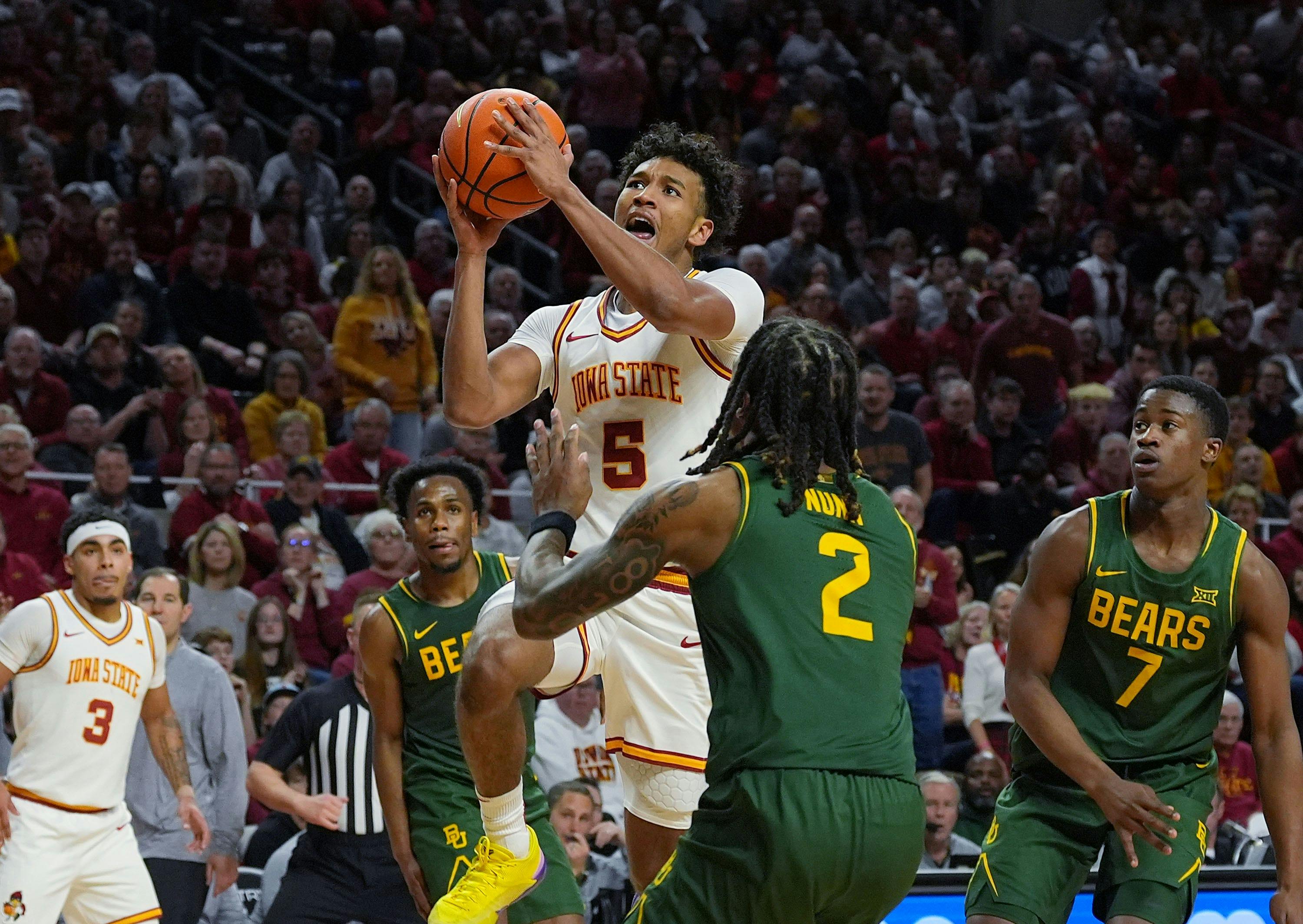 Iowa State Cyclones guard Curtis Jones shoots the ball against Baylor. The Cyclones have the third-shortest March Madness odds. 