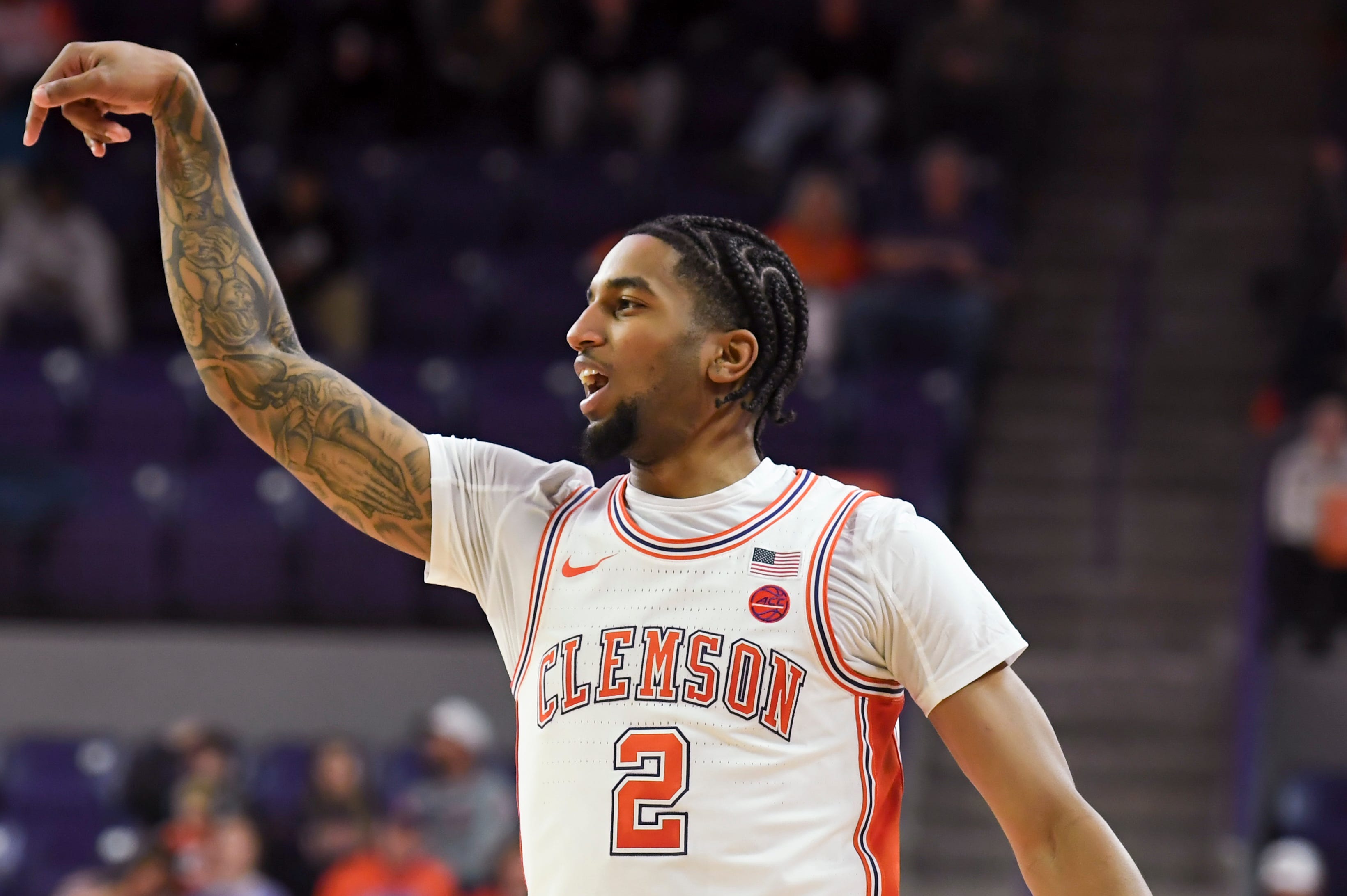 Cincinnati vs. Clemson Predictions & Odds: College Basketball Picks Today (Dec. 21)