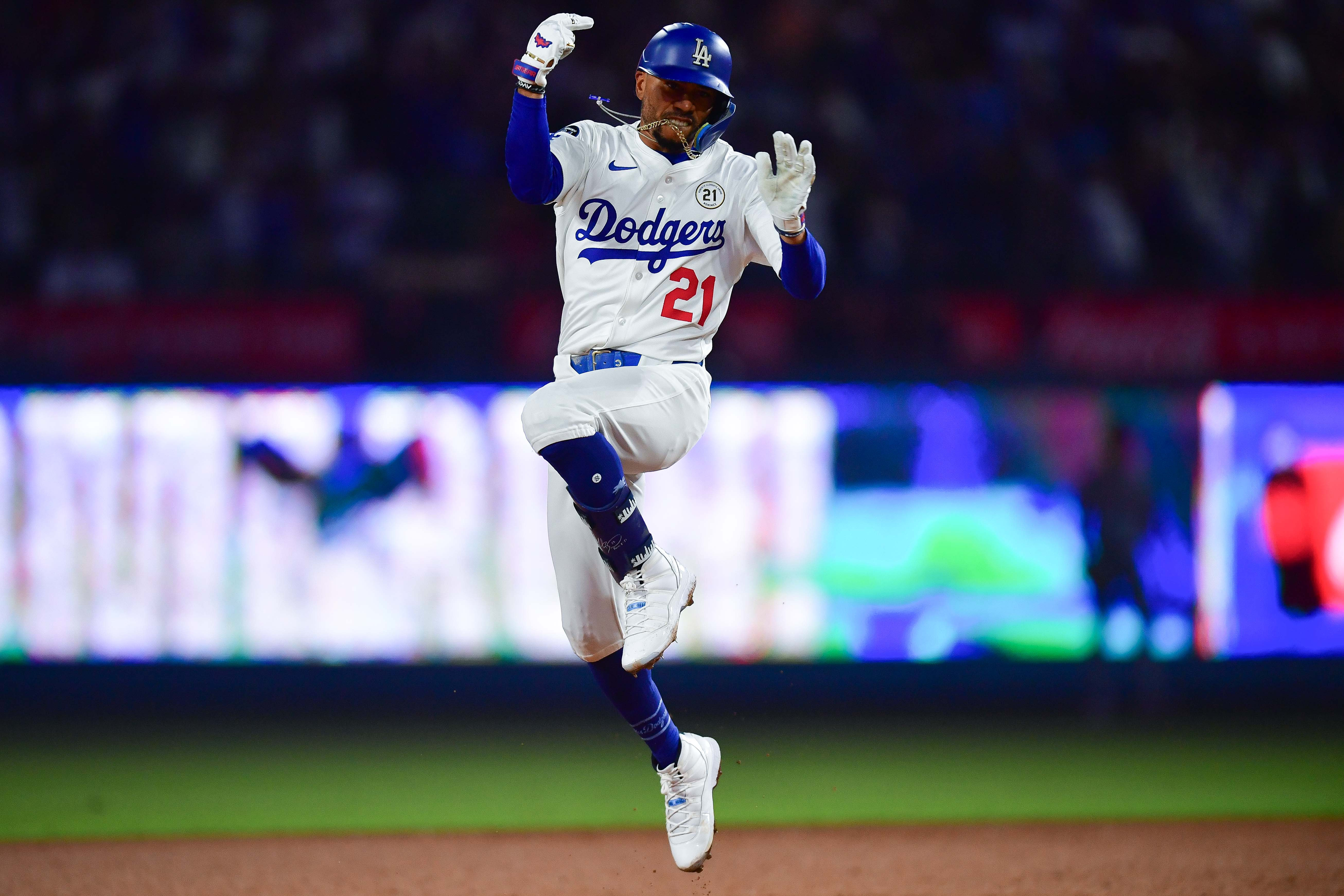 Phillies vs. Dodgers Prediction, Odds & Expert Picks: MLB Best Bets for Sept. 16