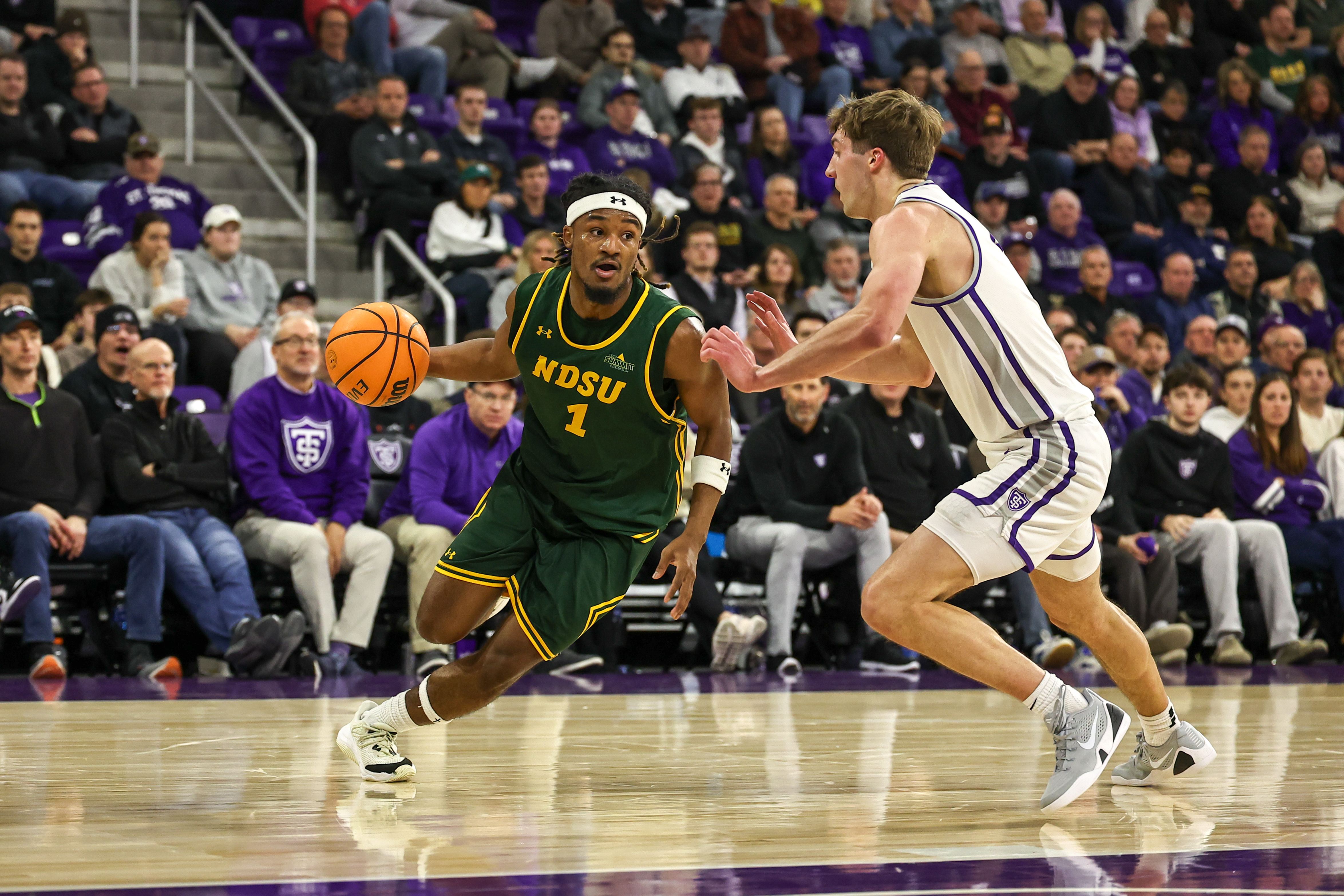 North Dakota State's Damari Wheeler-Thomas has the Bison atop the Summit League Tournament odds, one of 31 tournaments highlighted in our college basketball conference tournament guide.
