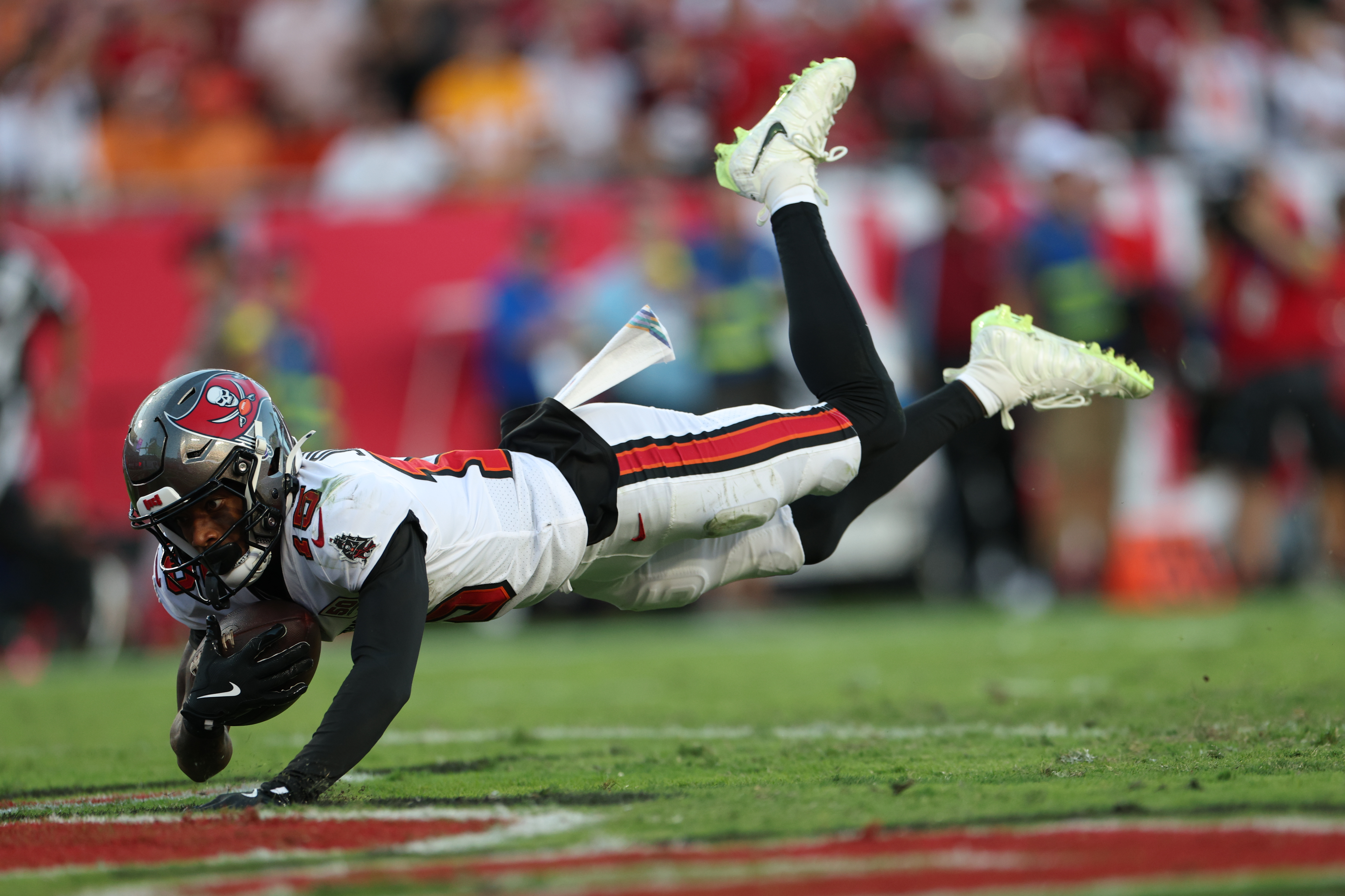 Buccaneers vs. Lions Prediction, Week 7 Odds: Tonight's Monday Night Football Picks 