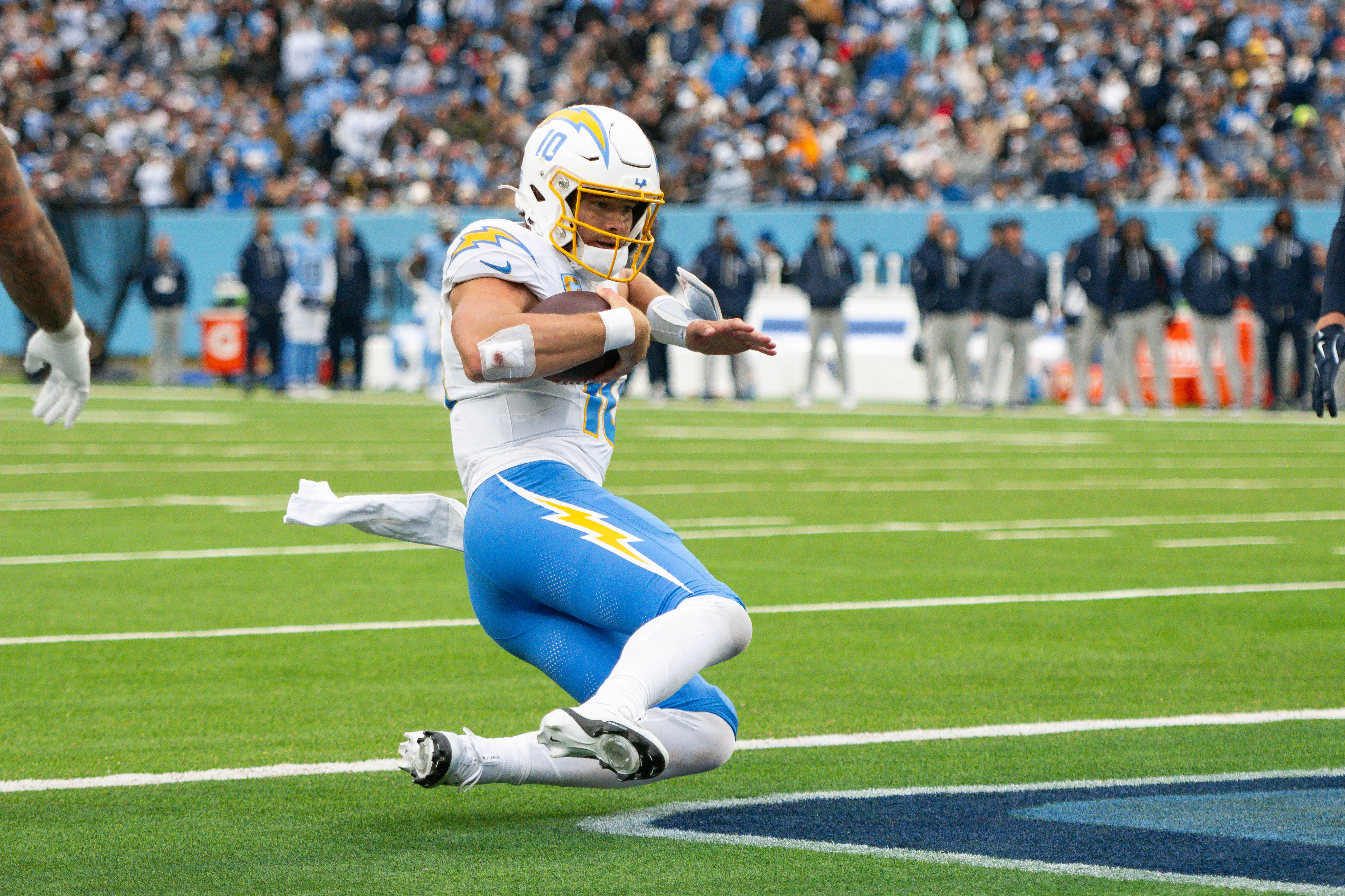 Steelers vs. Chargers Prediction & Odds for Sunday Night Football: NFL Week 10 Betting Preview